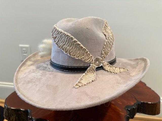 Spring Kiss   .............45