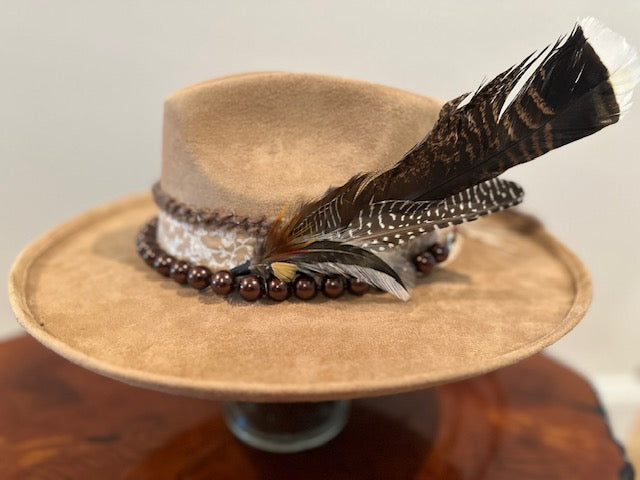 Cappucino with brown pearls....... 69