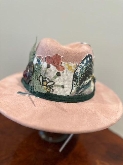 Pink Wanda.........#101 Fedora