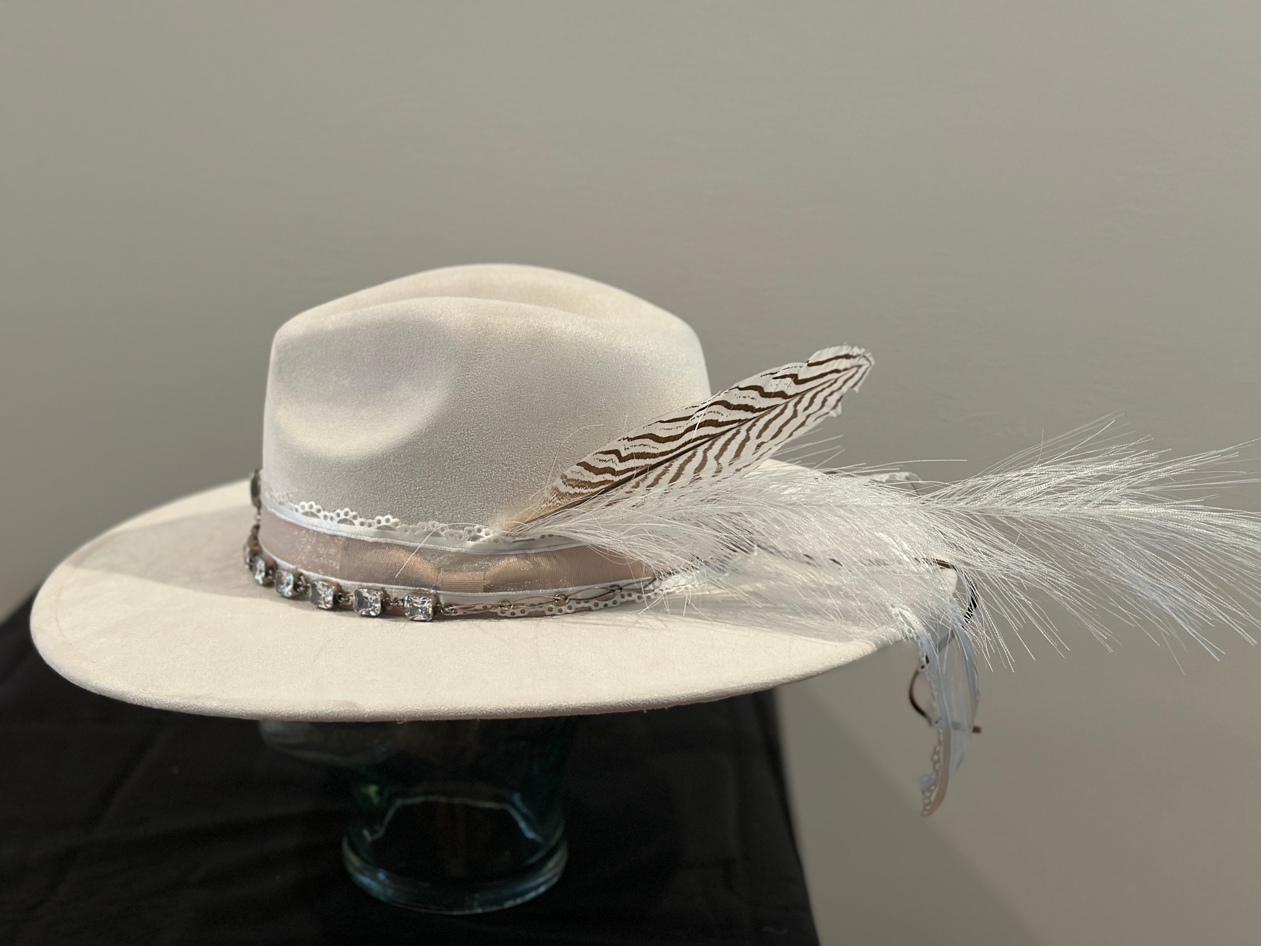 Krystal Klear    ........................(FWBF 14)